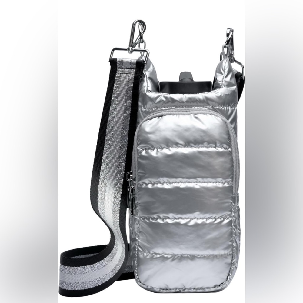 Wanderfull silver pufferquilted crossbody water bottle bag w/stripe strap NWOT